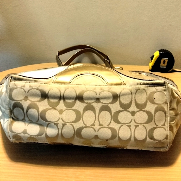 Coach Carly F16180 pieced Patchwork Metallic Signature Leather Tote - Picture 12 of 13